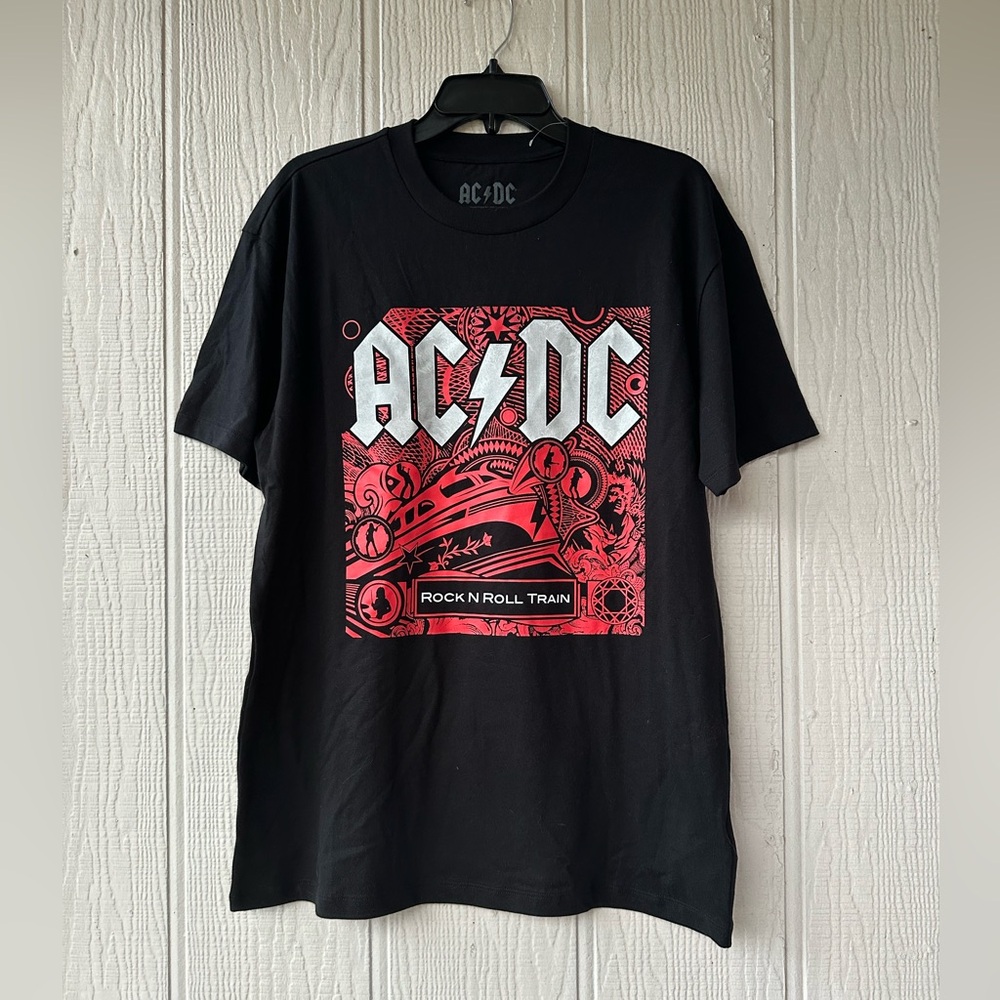 NWOT AC/DC Graphic Tee